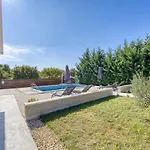 Brijona Villa Tinjan