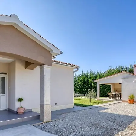 Villa Rita With Private Pool Tinjan
